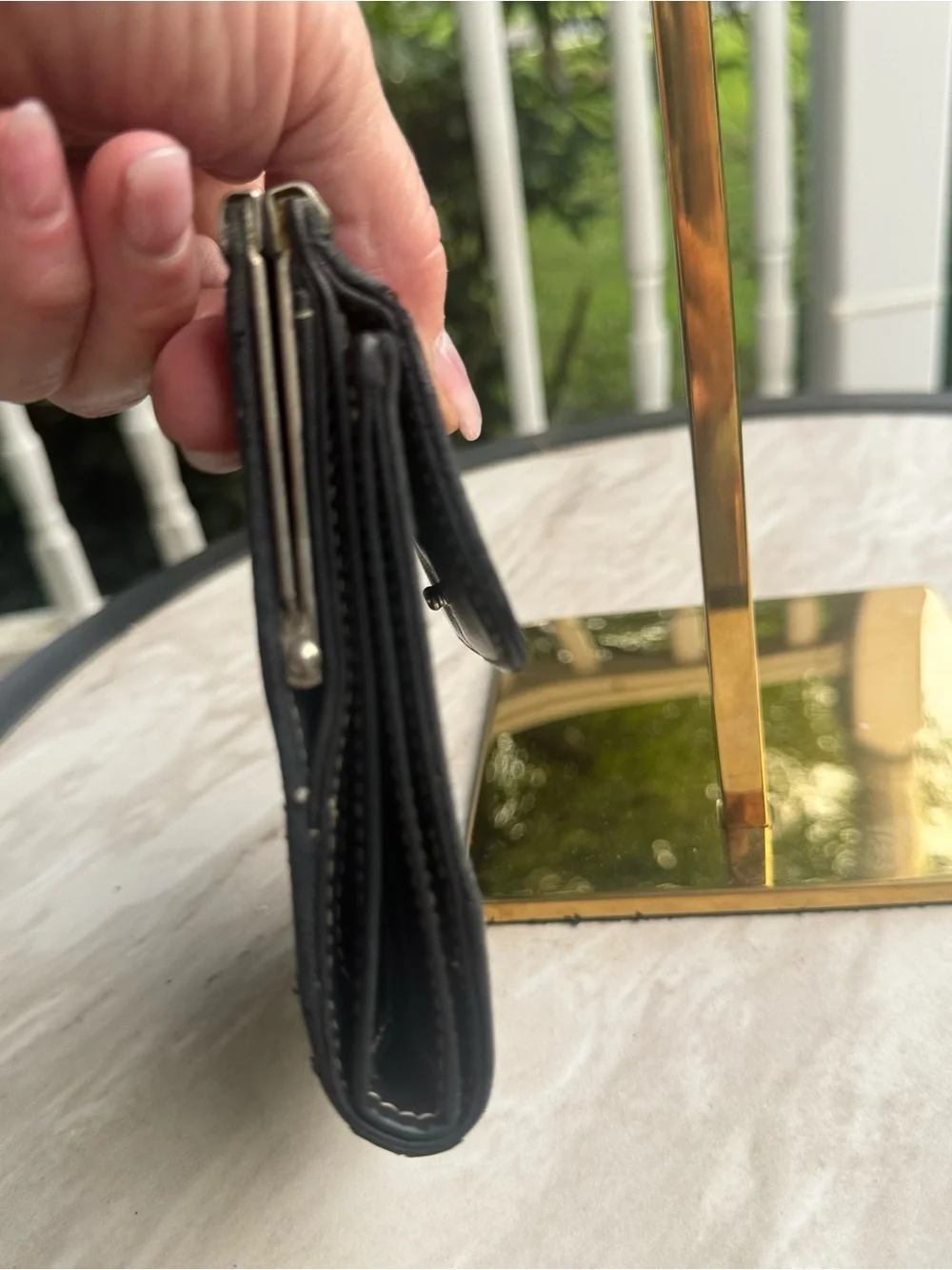 Dooney & Bourke Black Leather Card Wallet with Contrast Stitching